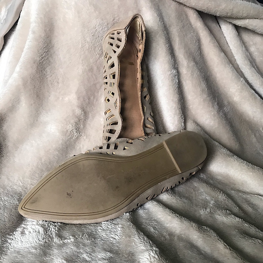 Flats - Picture 3 of 3